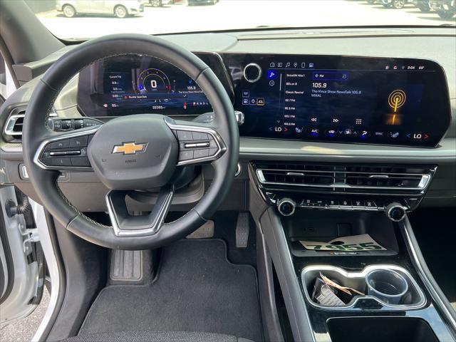 used 2025 Chevrolet Traverse car, priced at $39,677