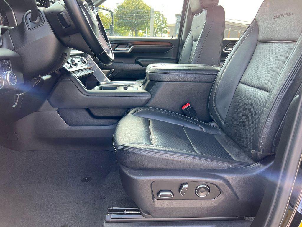 used 2024 GMC Sierra 2500 car, priced at $68,977