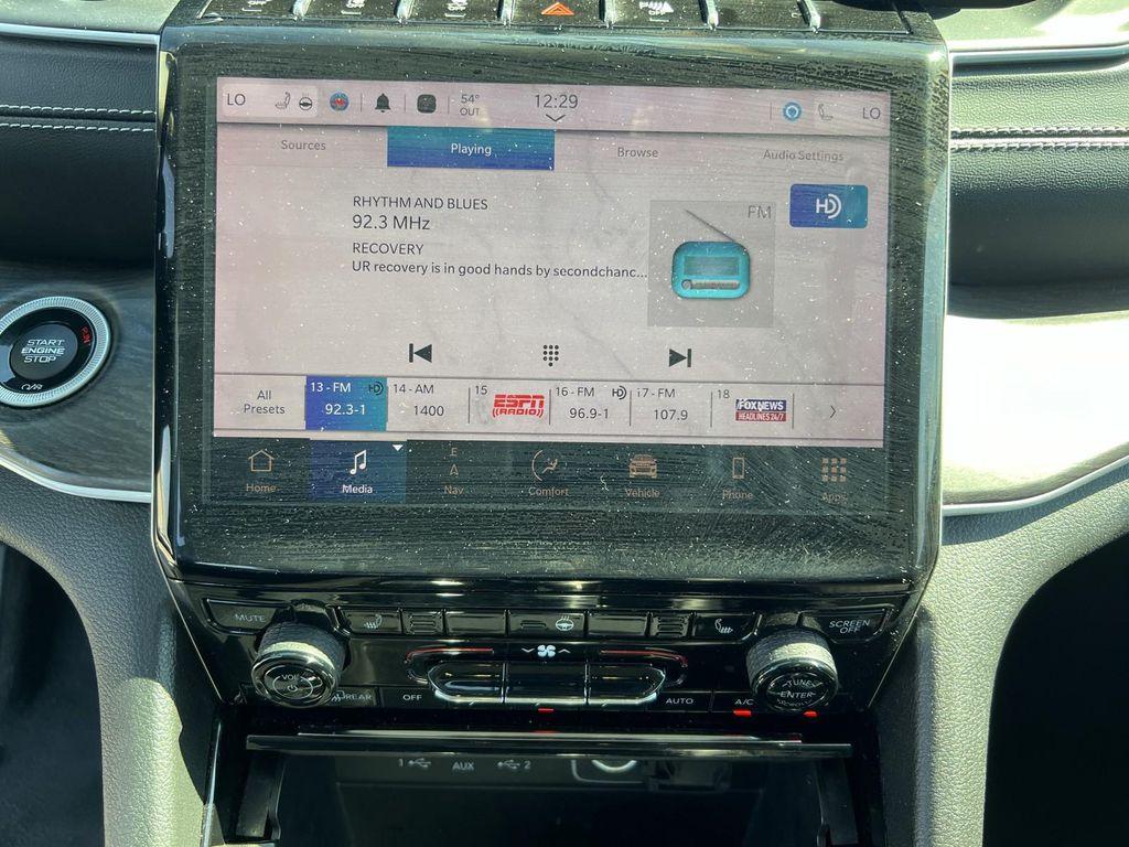 used 2023 Jeep Grand Cherokee car, priced at $25,977