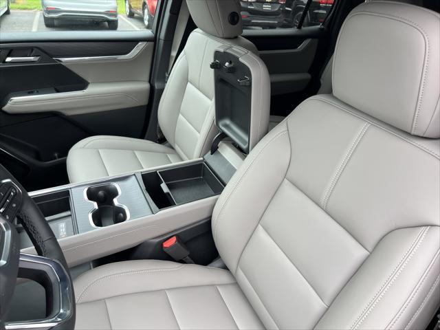 new 2025 GMC Acadia car, priced at $54,281