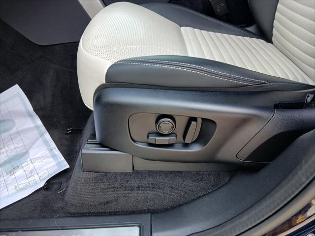 used 2023 Land Rover Discovery car, priced at $47,377