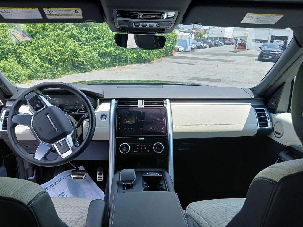 used 2023 Land Rover Discovery car, priced at $45,277
