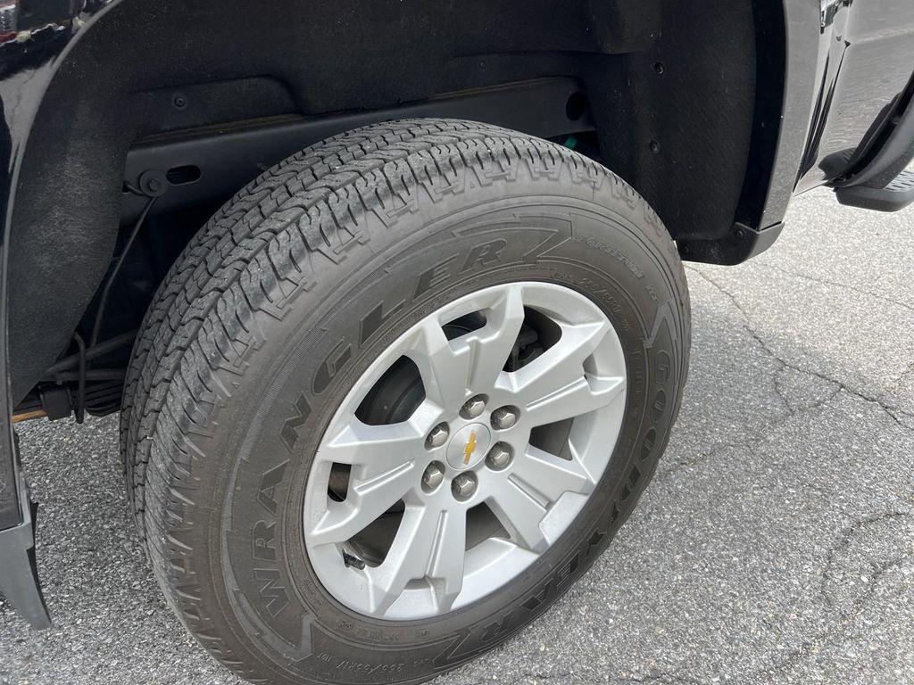 used 2022 Chevrolet Colorado car, priced at $29,277