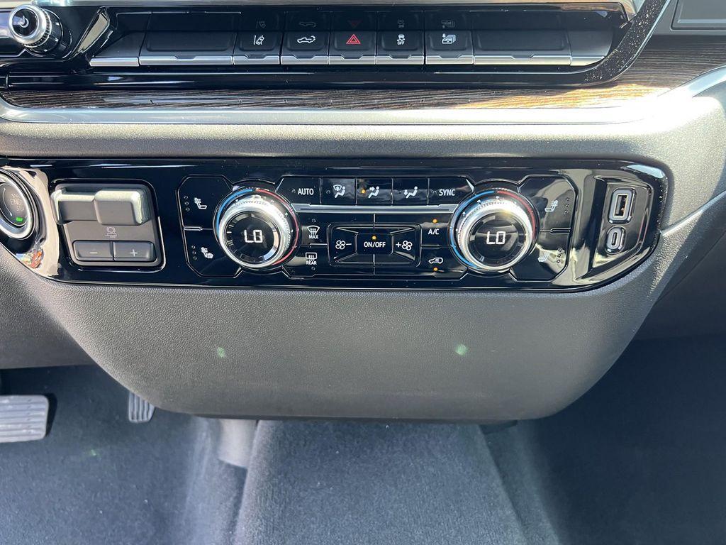new 2025 GMC Sierra 2500 car, priced at $59,589