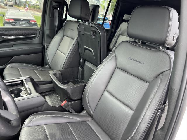 used 2023 GMC Yukon XL car