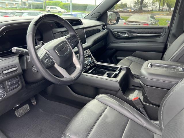 used 2023 GMC Yukon XL car
