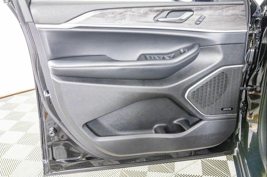 used 2022 Jeep Grand Cherokee car, priced at $29,777