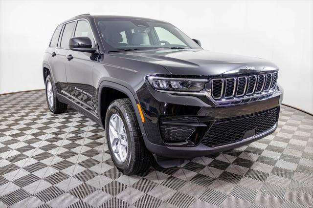 new 2025 Jeep Grand Cherokee car, priced at $38,583