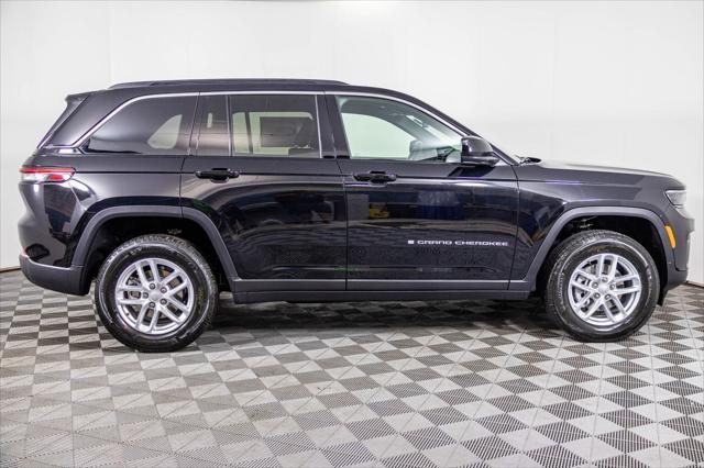 new 2025 Jeep Grand Cherokee car, priced at $38,583