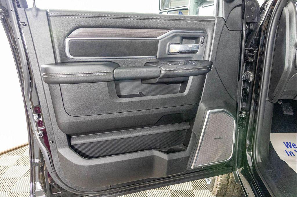 new 2025 Ram 2500 car, priced at $81,002