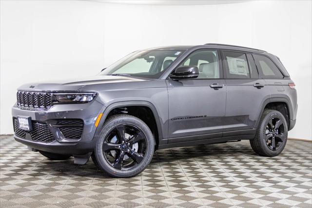 new 2025 Jeep Grand Cherokee car, priced at $41,351