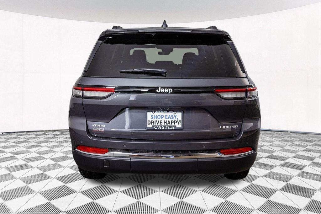 new 2025 Jeep Grand Cherokee car, priced at $43,256