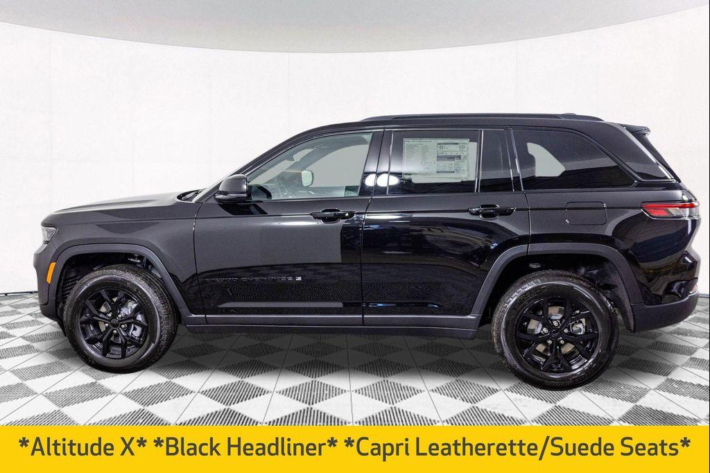 new 2025 Jeep Grand Cherokee car, priced at $41,355