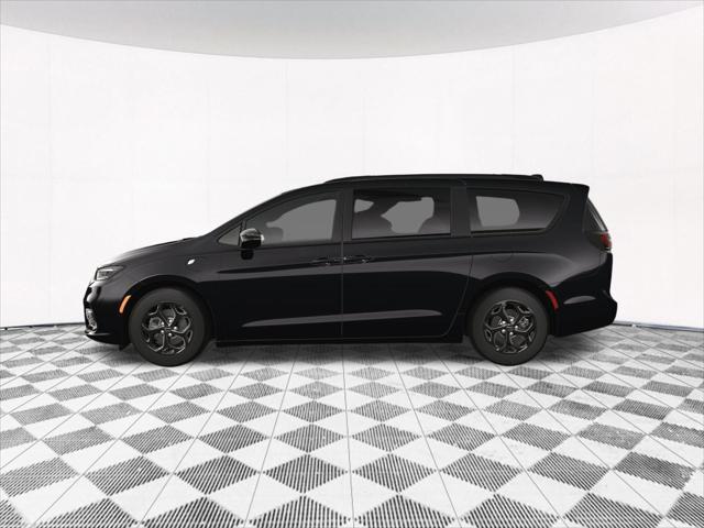 new 2025 Chrysler Pacifica Hybrid car, priced at $45,280