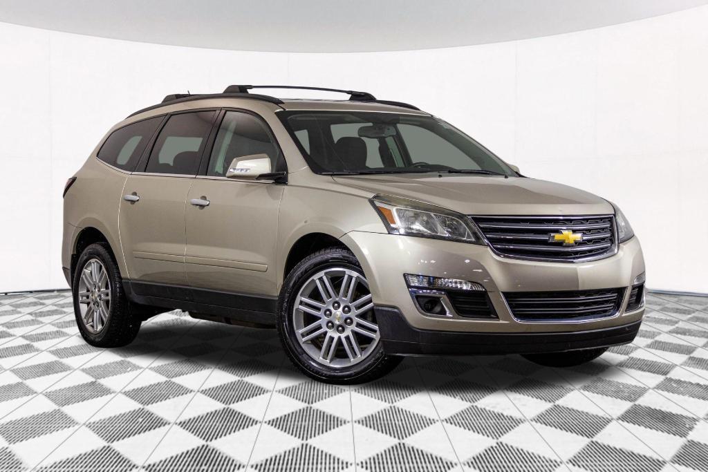 used 2014 Chevrolet Traverse car, priced at $10,000