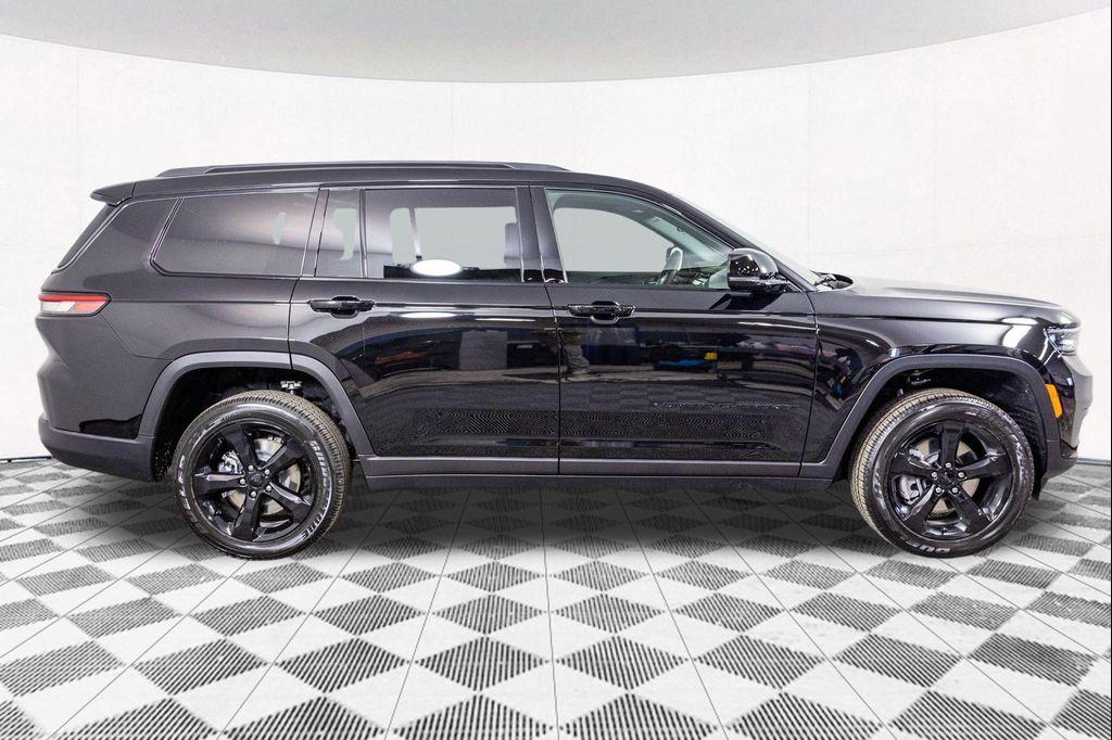 new 2025 Jeep Grand Cherokee L car, priced at $43,649