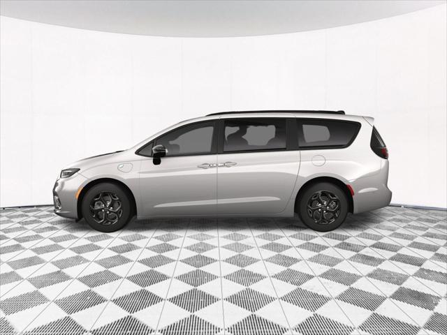 new 2025 Chrysler Pacifica Hybrid car, priced at $45,775