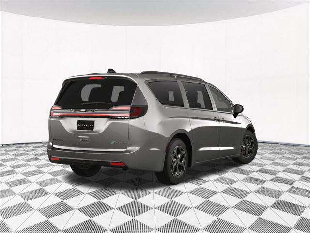 new 2025 Chrysler Pacifica Hybrid car, priced at $45,775