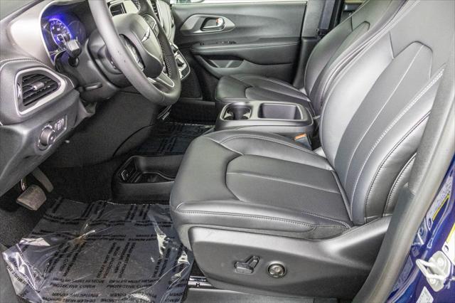 new 2025 Chrysler Pacifica car, priced at $40,747