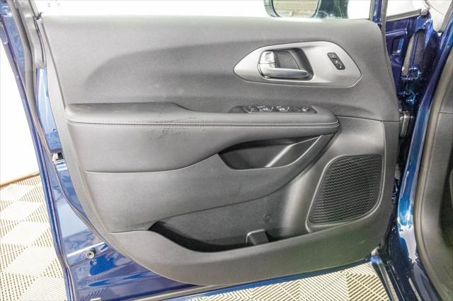 new 2025 Chrysler Pacifica car, priced at $40,747
