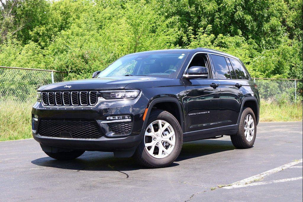 used 2023 Jeep Grand Cherokee car, priced at $29,477