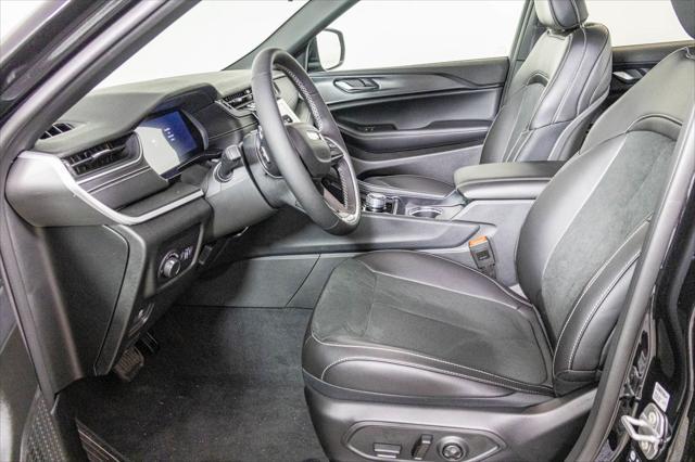 new 2025 Jeep Grand Cherokee L car, priced at $43,717