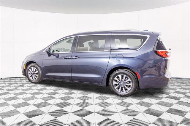 used 2021 Chrysler Pacifica car, priced at $23,777