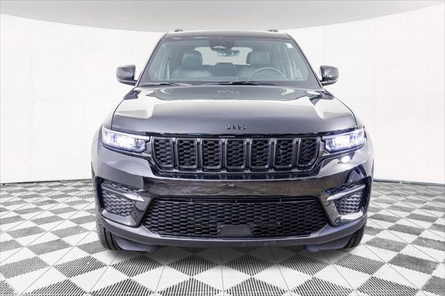 new 2025 Jeep Grand Cherokee car, priced at $41,355