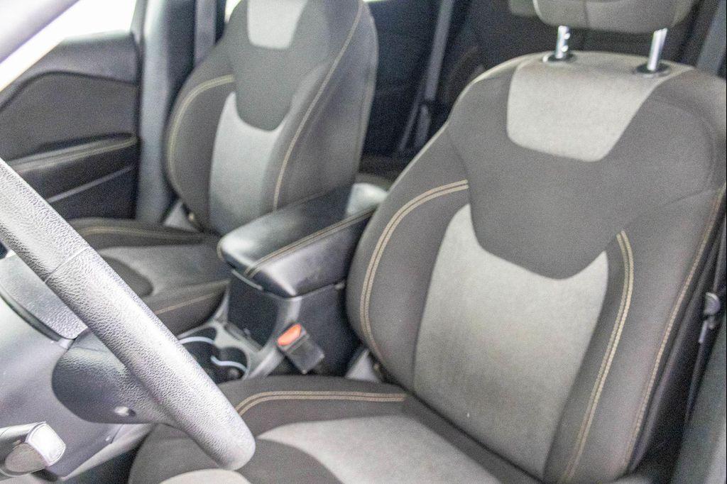 used 2018 Jeep Cherokee car, priced at $11,077