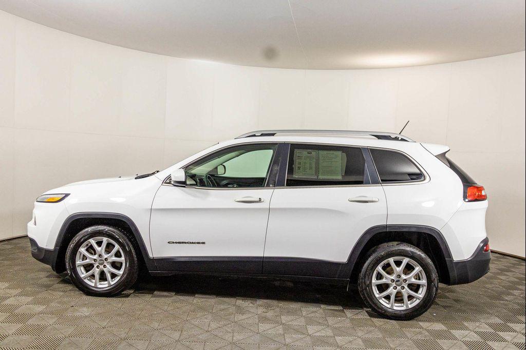 used 2018 Jeep Cherokee car, priced at $11,077