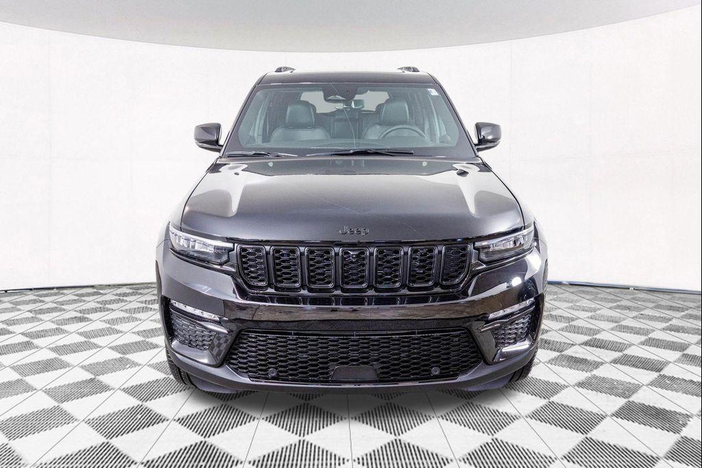 new 2025 Jeep Grand Cherokee car, priced at $48,850