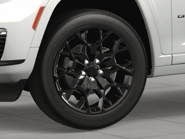 new 2025 Jeep Grand Cherokee L car, priced at $62,961