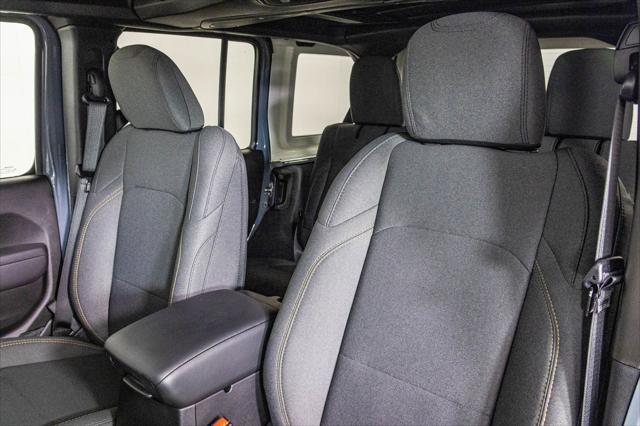 new 2025 Jeep Wrangler car, priced at $45,834