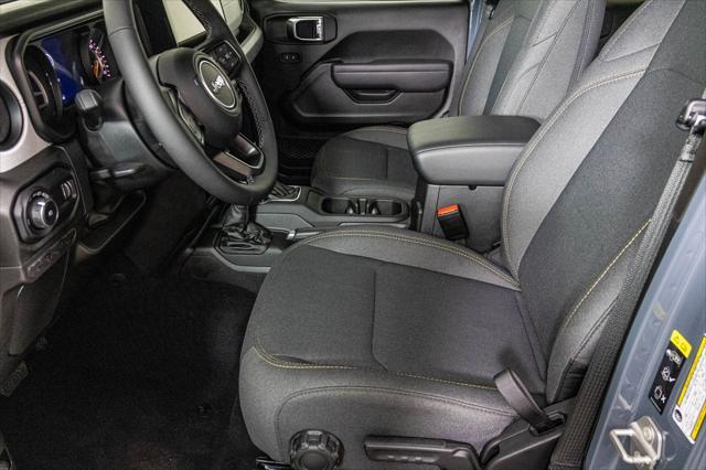 new 2025 Jeep Wrangler car, priced at $45,834