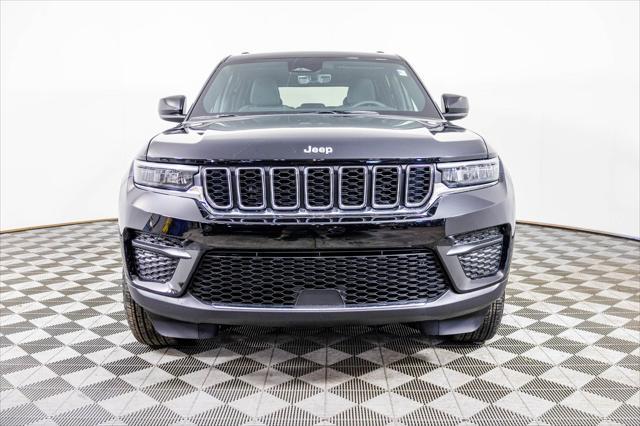 new 2025 Jeep Grand Cherokee car, priced at $38,583