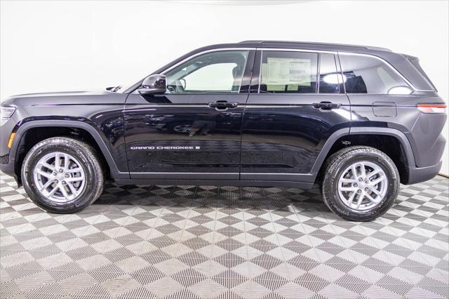 new 2025 Jeep Grand Cherokee car, priced at $38,583