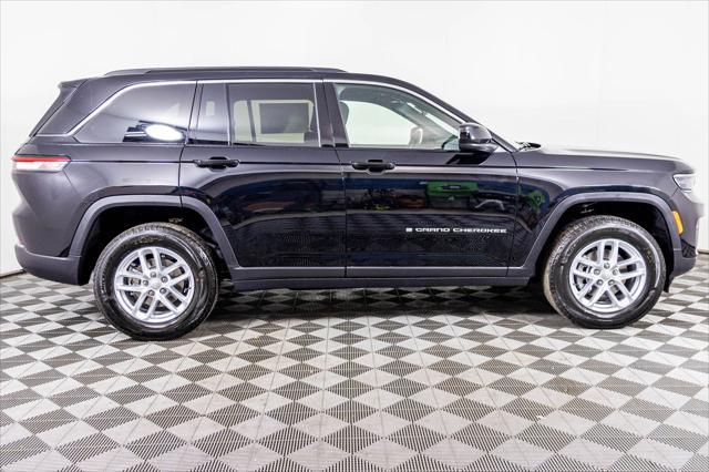 new 2025 Jeep Grand Cherokee car, priced at $38,583