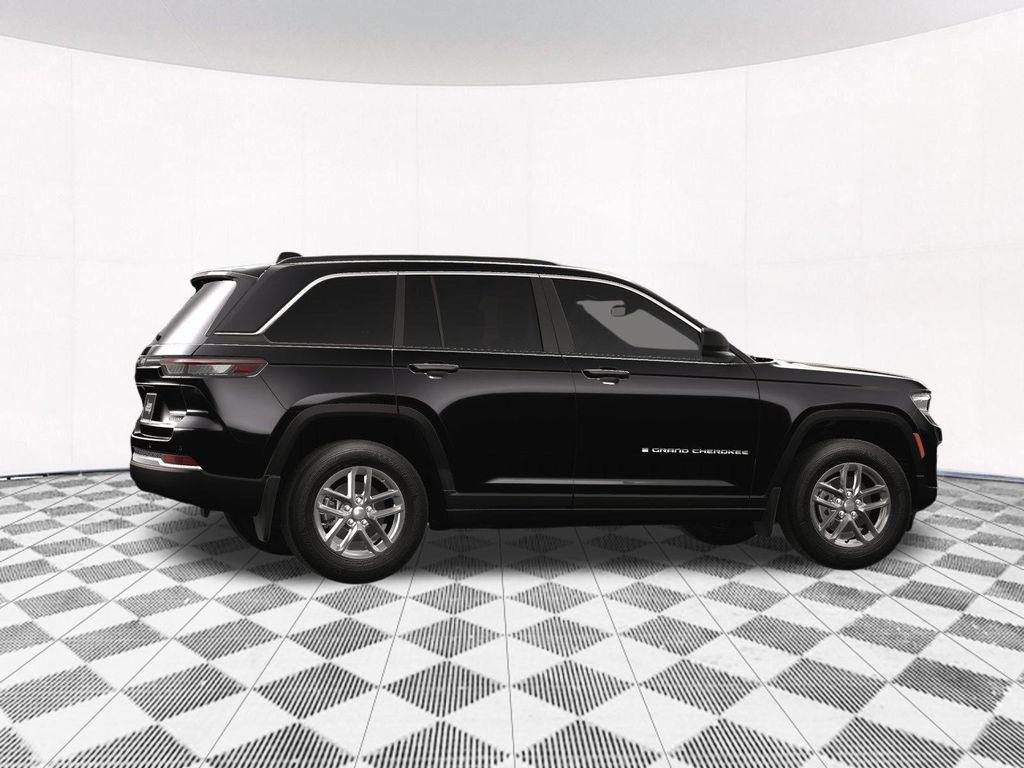 new 2025 Jeep Grand Cherokee car, priced at $39,249