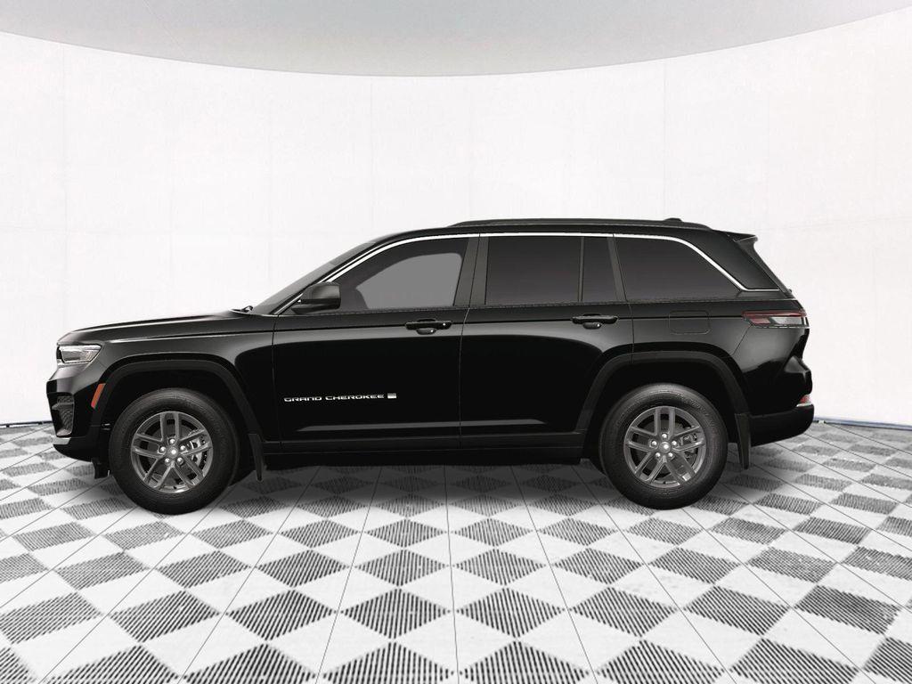 new 2025 Jeep Grand Cherokee car, priced at $39,249