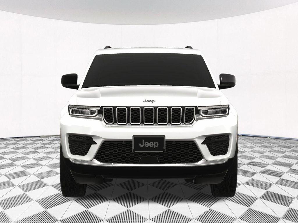 new 2025 Jeep Grand Cherokee car, priced at $38,817