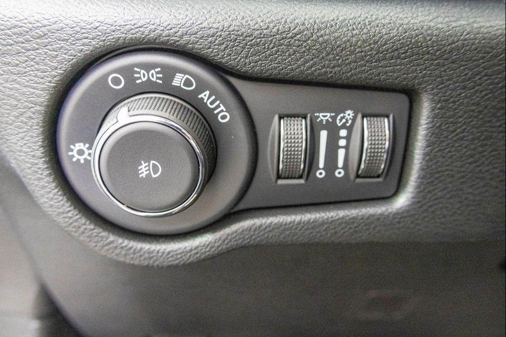 new 2026 Chrysler Pacifica car, priced at $39,493