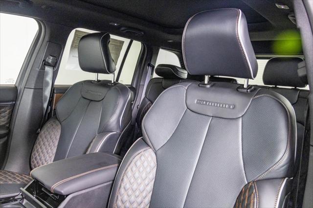 new 2025 Jeep Grand Cherokee car, priced at $58,475