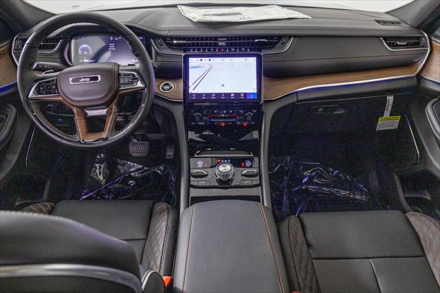 new 2025 Jeep Grand Cherokee car, priced at $58,475