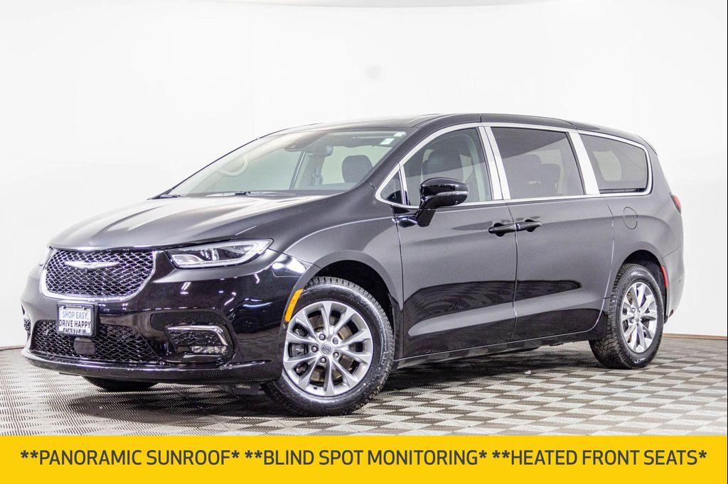 used 2024 Chrysler Pacifica car, priced at $39,277