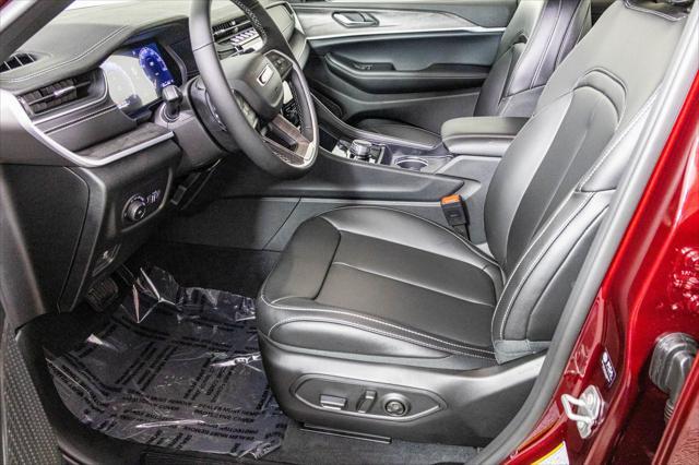 new 2025 Jeep Grand Cherokee car, priced at $45,871