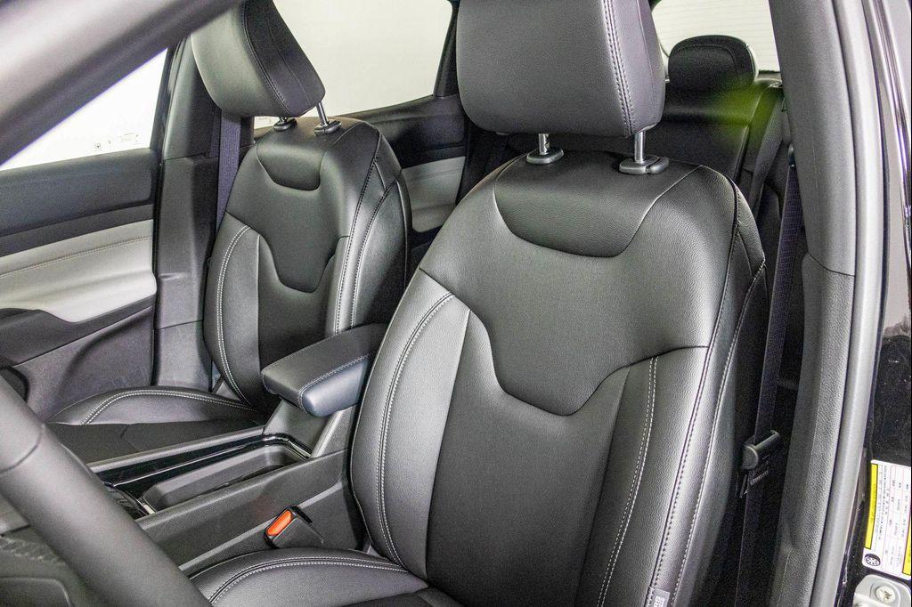 new 2025 Jeep Compass car, priced at $30,511
