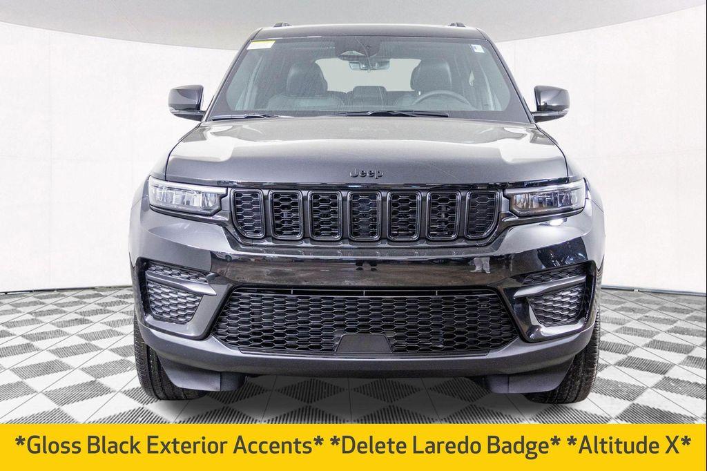 new 2025 Jeep Grand Cherokee car, priced at $42,314