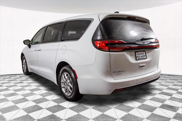 new 2025 Chrysler Pacifica car, priced at $39,224