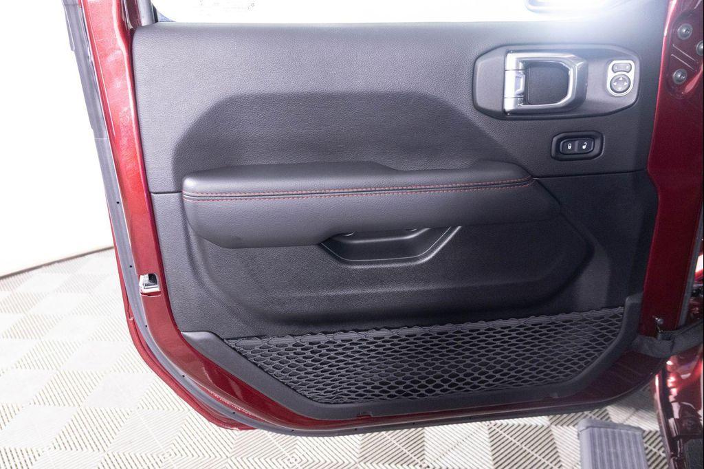 used 2022 Jeep Wrangler Unlimited car, priced at $38,277