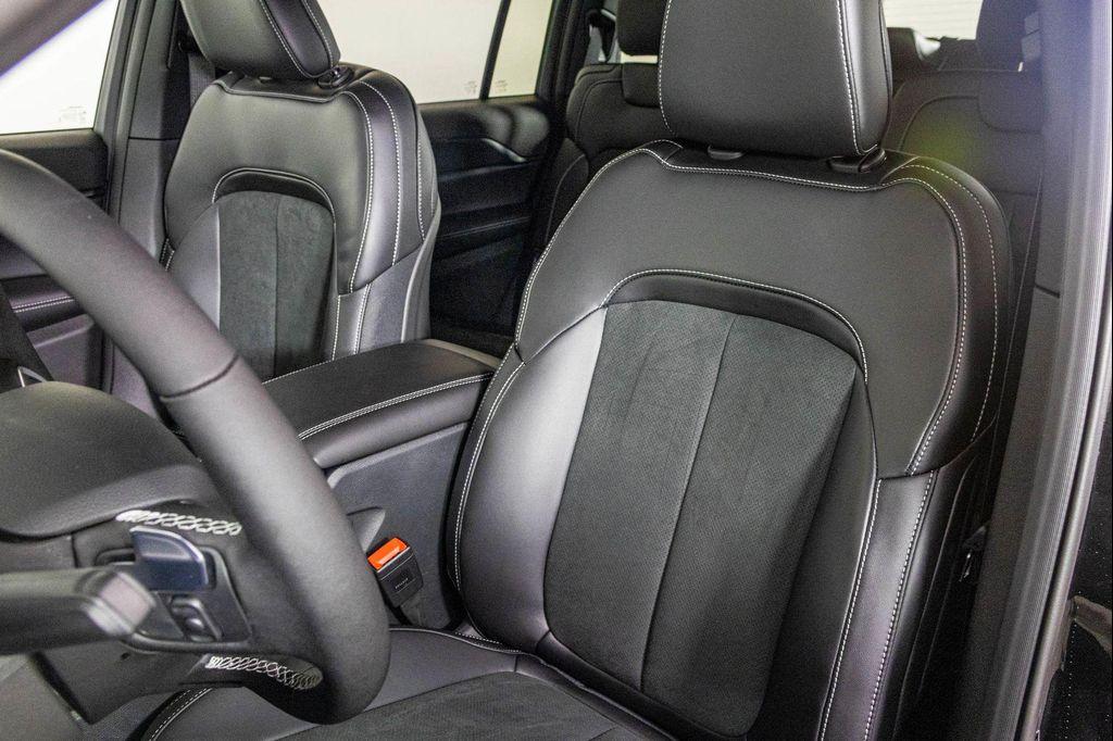 new 2025 Jeep Grand Cherokee L car, priced at $43,649